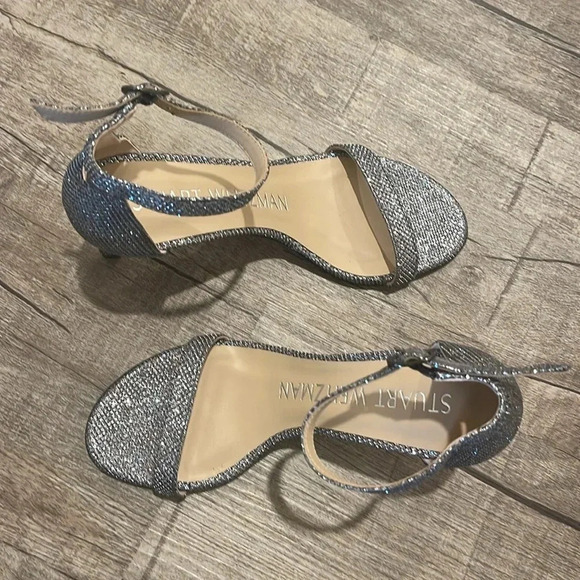 NWOB!! Stuart Weitzman - Nunakedstraight Strap Sandal Mid Heel Sandals - 4.5B - Picture 4 of 8